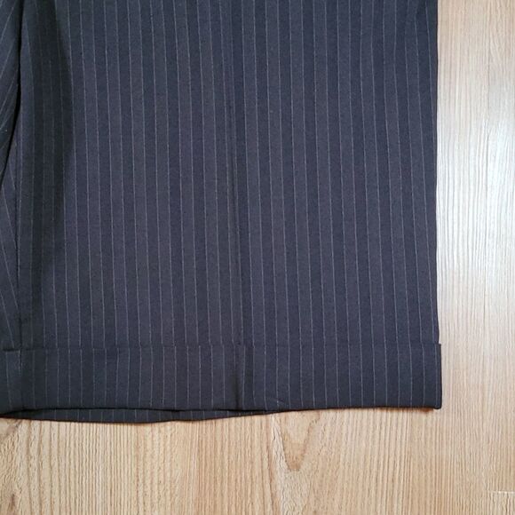 🔹️Apt 9 Black Pinstripe Ava Black Tie Cuffed Dressy Shorts Size 14 - Picture 8 of 12